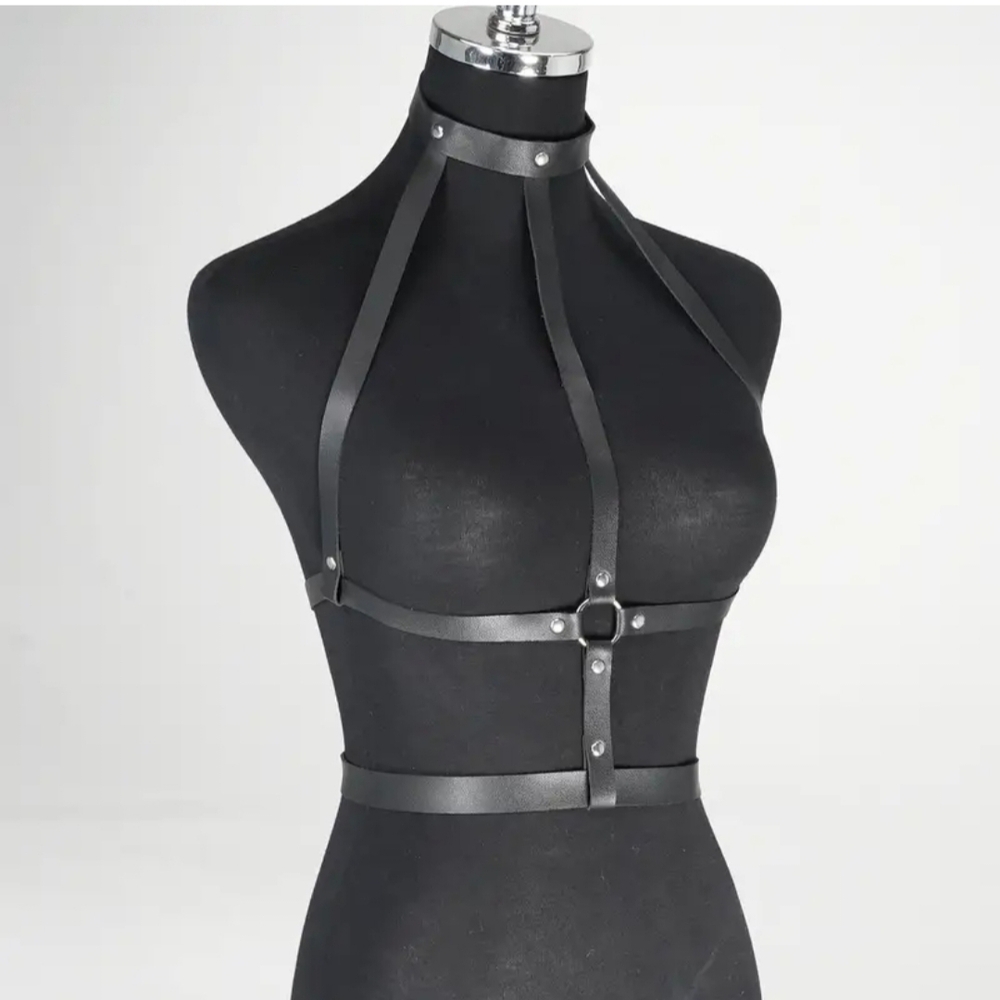 Black Harness Belt - Picture 6 of 7